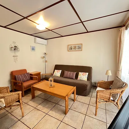 Domaine: Seaside Retreat With Pool And Wi-fi Villa *
