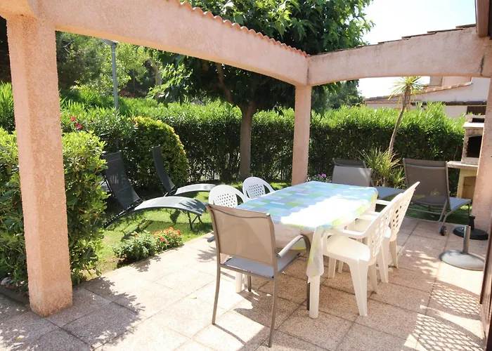 Domaine De A 600m De La Animations Piscines En Supplement Climatisee 3 5 A 7 Couchages Wifi Lrpdsg12 Portiragnes